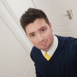 Davide A. insegnante di Aiuto tesi