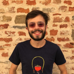 Carmine M. insegnante di Aiuto compiti