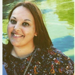 Teresa C. insegnante di Aiuto compiti
