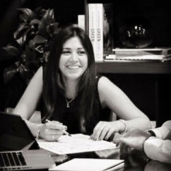 Lucia D. insegnante di Aiuto compiti