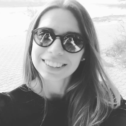 Eleonora P. insegnante di Aiuto compiti