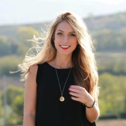 Chiara S. insegnante di Aiuto compiti