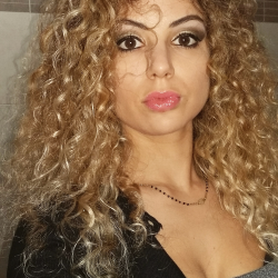 Elena D. insegnante di Aiuto compiti