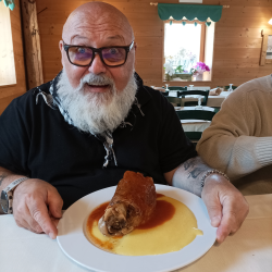 Roberto F. insegnante di Aiuto compiti