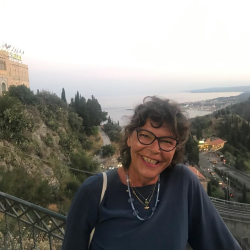 Germana M. insegnante di Biologia