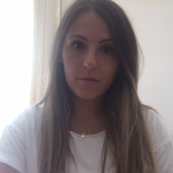 Martina I. insegnante di Aiuto tesi