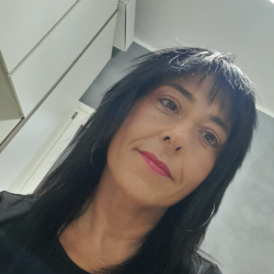Elisa M. insegnante di Aiuto compiti