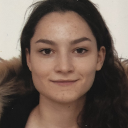 Irene M. insegnante di Aiuto compiti